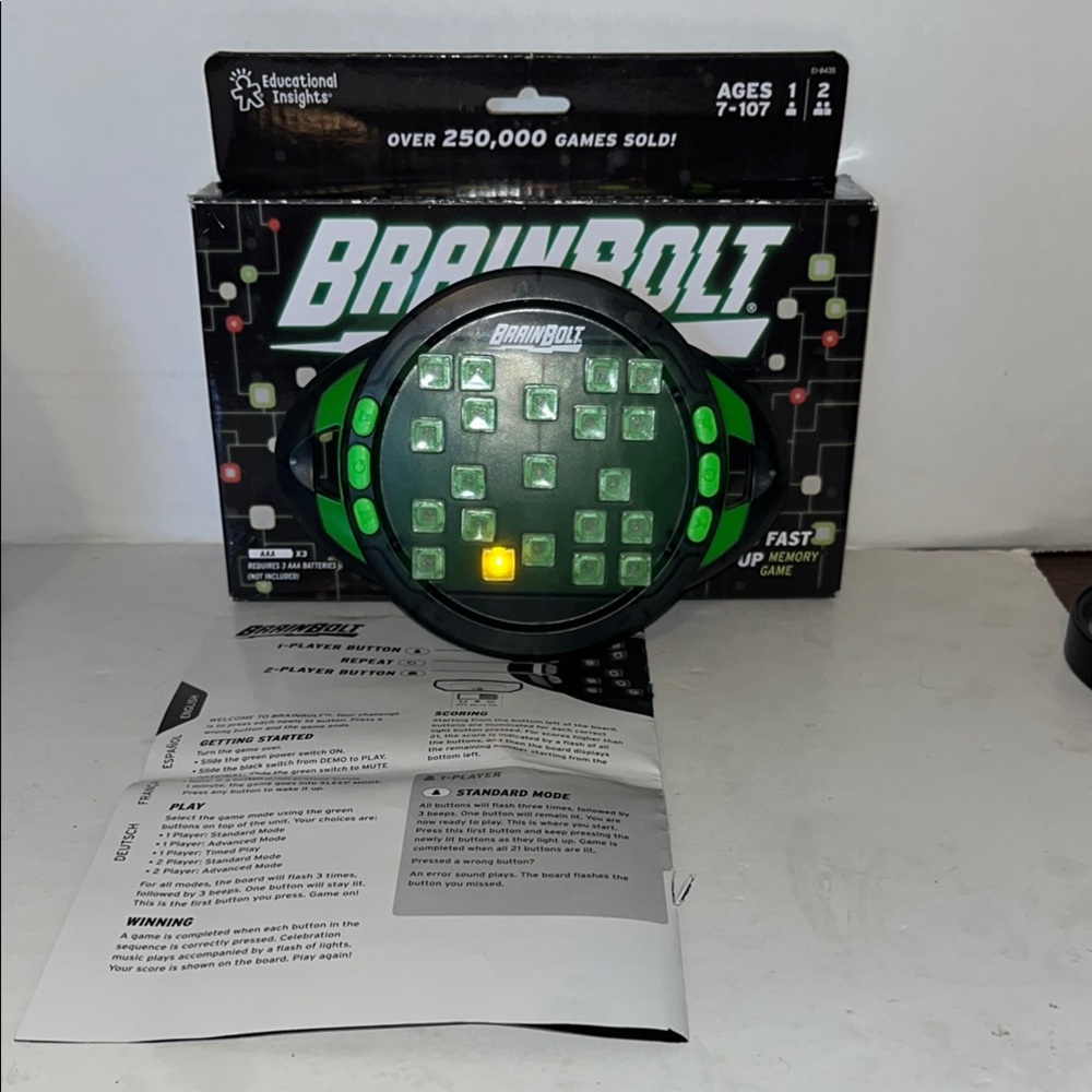 BrainBolt Electronic Memory Game - Black and Green